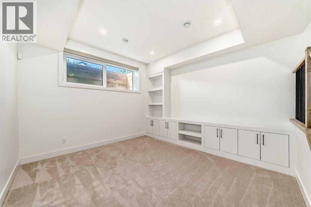 414 32 Avenue NW — photo 25