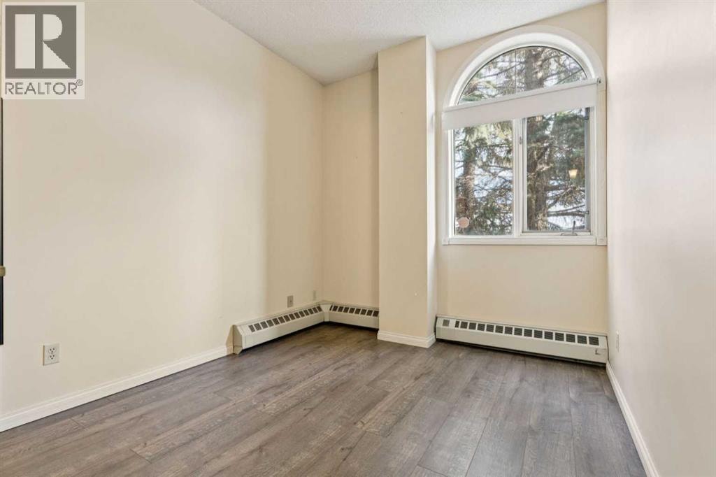 103, 2011 University Drive NW — photo 20