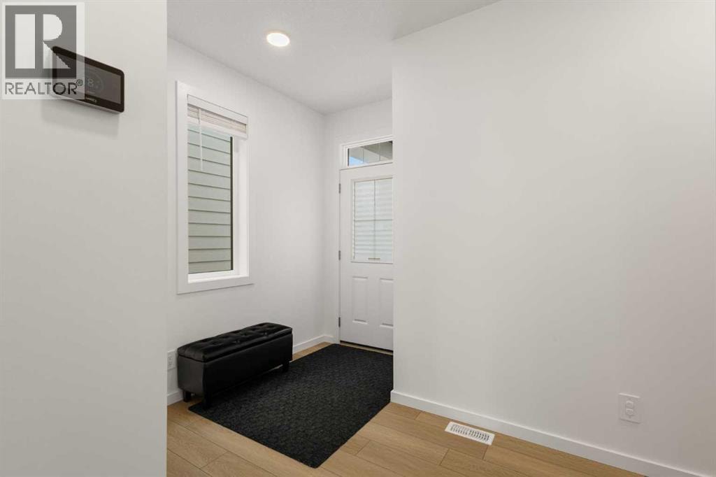 50 Royston Terrace NW — photo 8