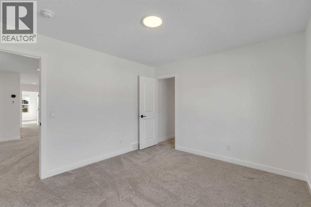 649 Sailfin Drive — photo 40