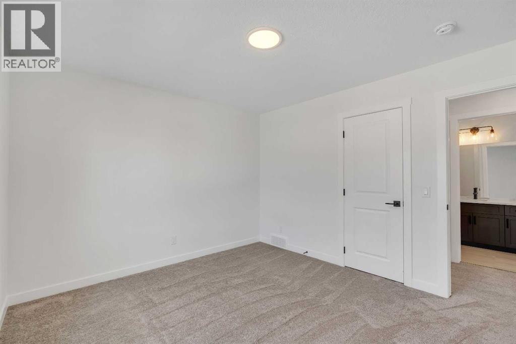 649 Sailfin Drive — photo 39