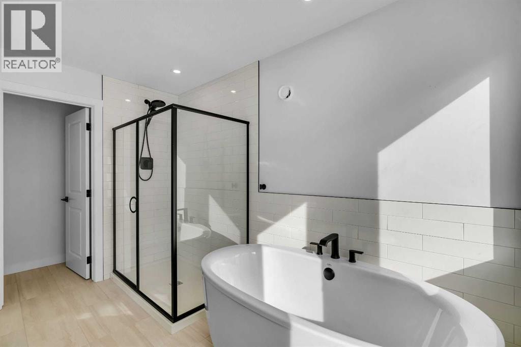 649 Sailfin Drive — photo 32
