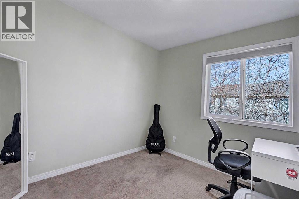 402, 2005 Luxstone Boulevard SW — photo 28