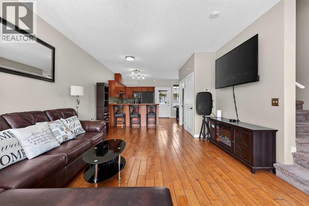 402, 2005 Luxstone Boulevard SW