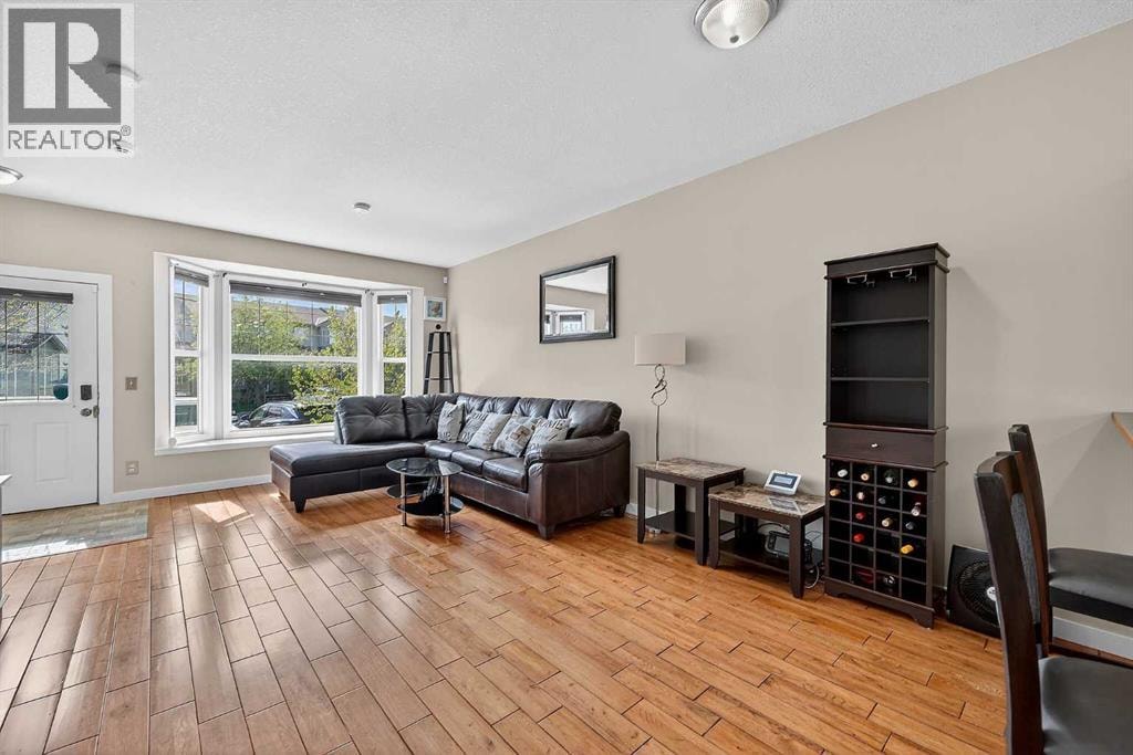 402, 2005 Luxstone Boulevard SW — photo 11