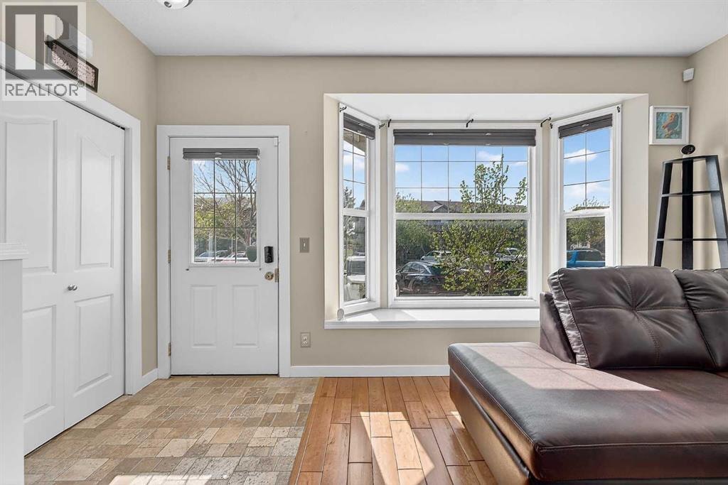 402, 2005 Luxstone Boulevard SW — photo 4