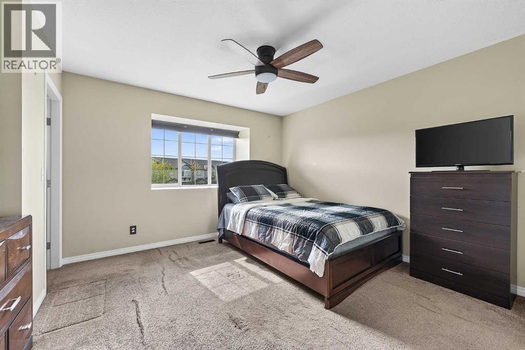 402, 2005 Luxstone Boulevard SW — photo 29