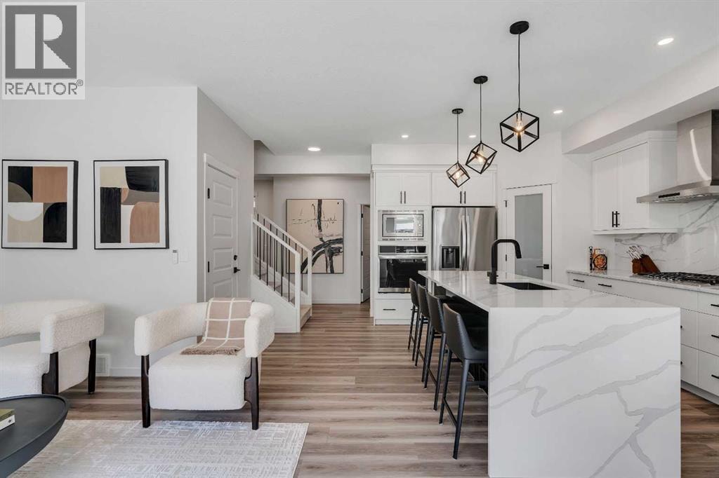 48 Lucas Passage NW — photo 2