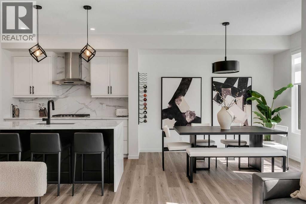 48 Lucas Passage NW — photo 3