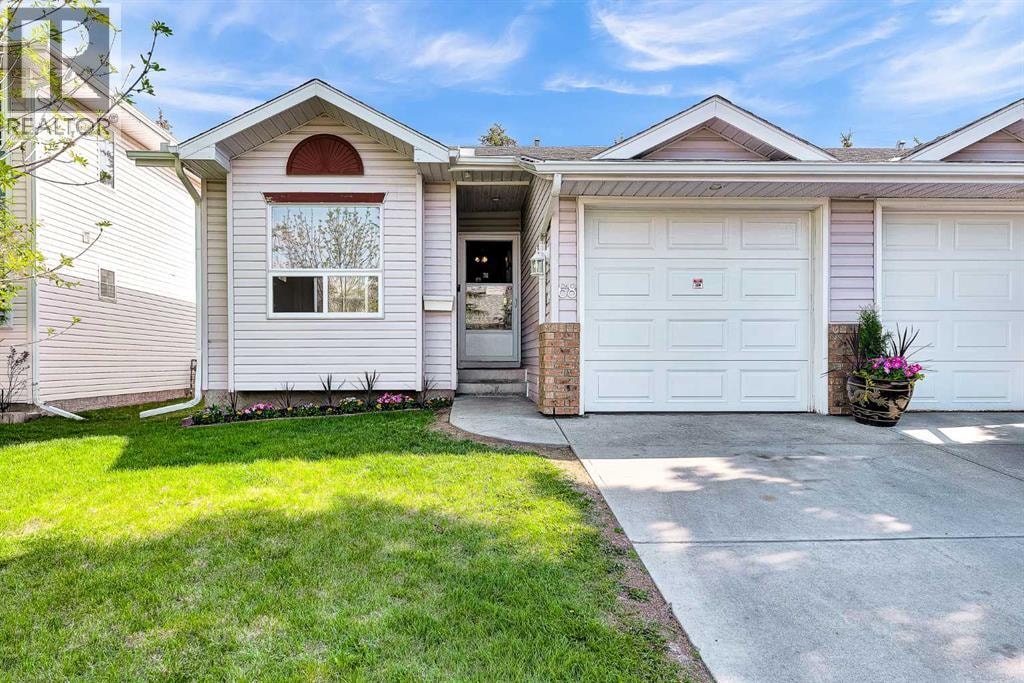 68 Catalina Circle NE — photo 4