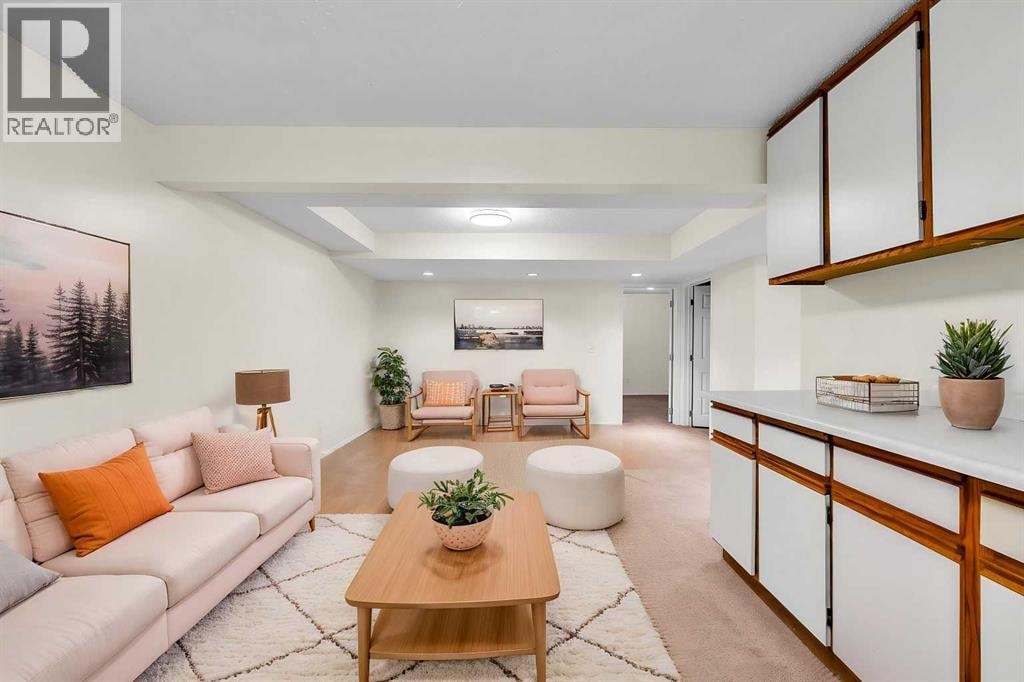 68 Catalina Circle NE — photo 22