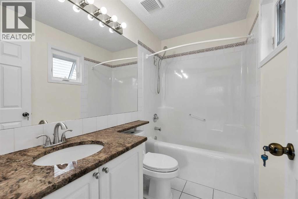 68 Catalina Circle NE — photo 11
