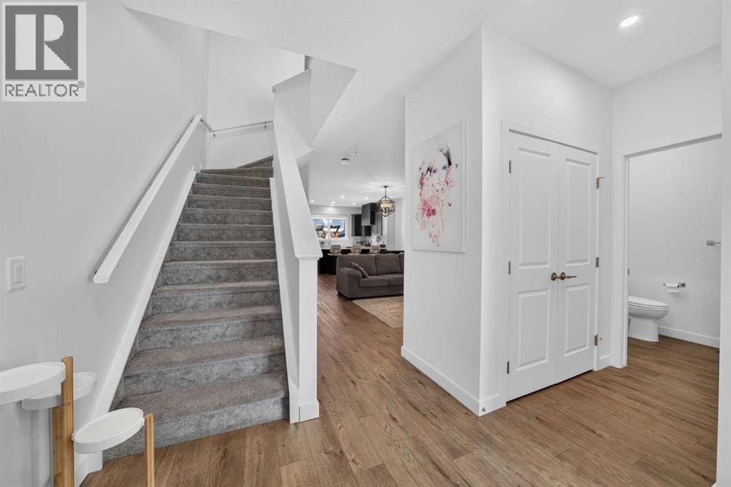 289 Magnolia Way SE — photo 3