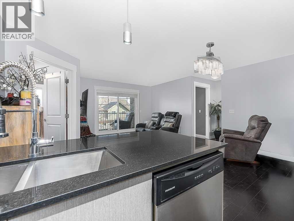 1203, 11 Mahogany Row SE — photo 7