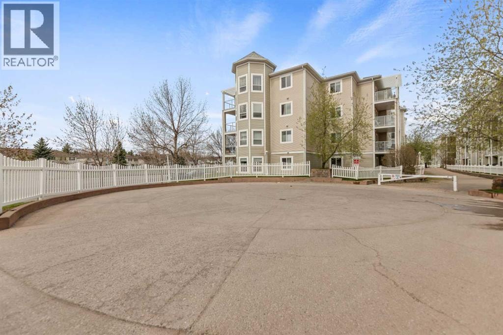 410, 290 Shawville Way SE — photo 31