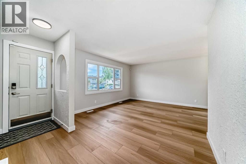 4607 Marwood Way NE — photo 4