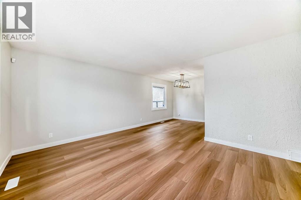 4607 Marwood Way NE — photo 9
