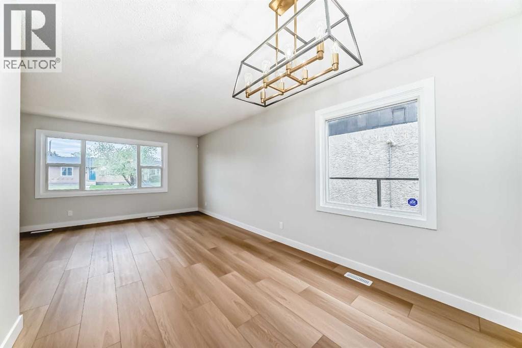 4607 Marwood Way NE — photo 6