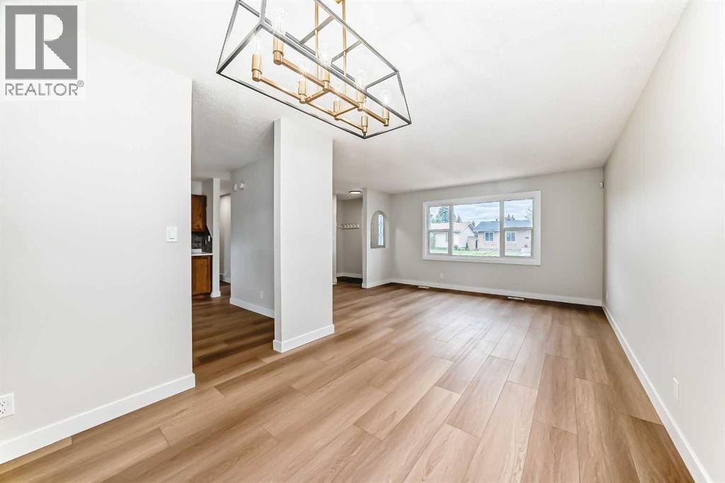 4607 Marwood Way NE — photo 7