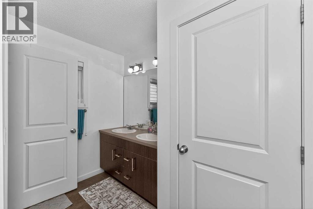 158 Masters Point SE — photo 29
