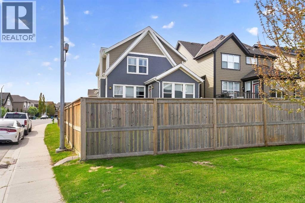 158 Masters Point SE — photo 4