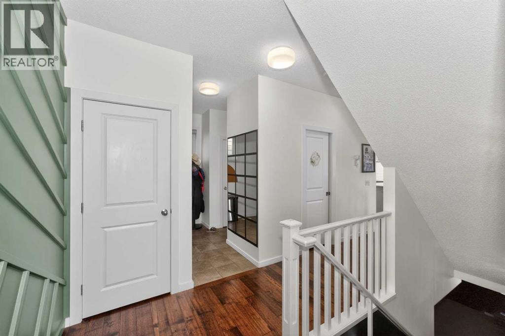 158 Masters Point SE — photo 9