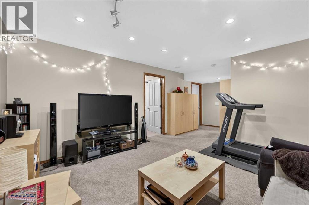 60 Tuscany Ridge Crescent NW — photo 43