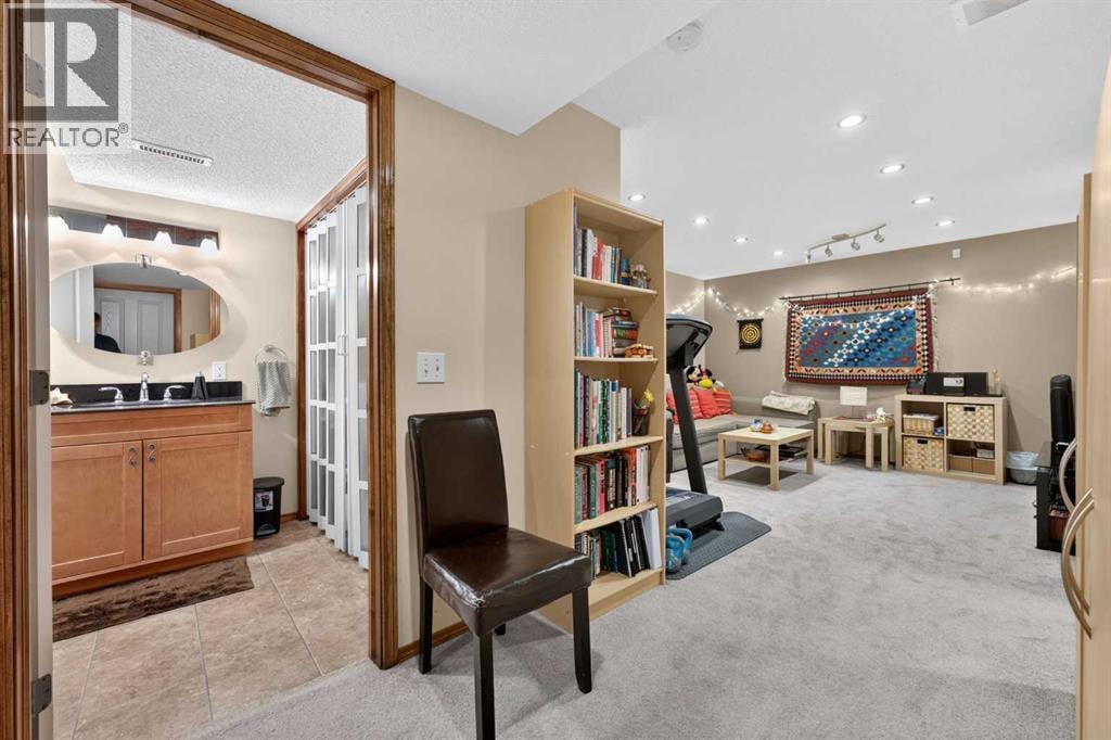 60 Tuscany Ridge Crescent NW — photo 39