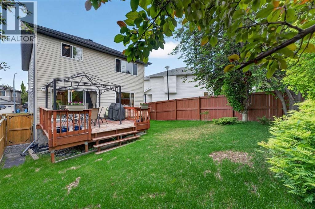 60 Tuscany Ridge Crescent NW — photo 17