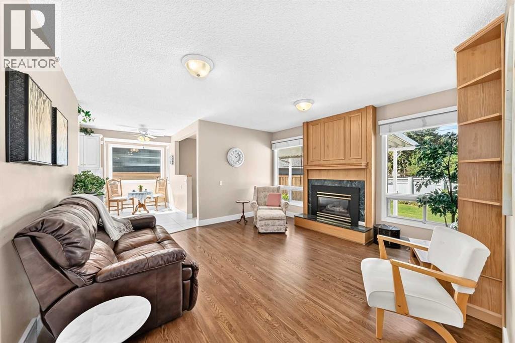 10435 Mapleridge Crescent SE — photo 20