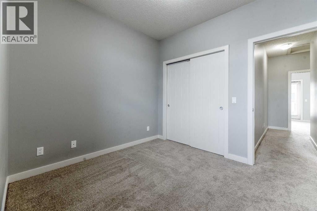 197 Silverado Plains Park SW — photo 39