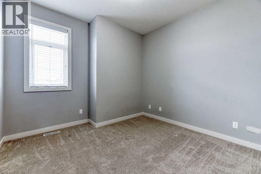 197 Silverado Plains Park SW — photo 43