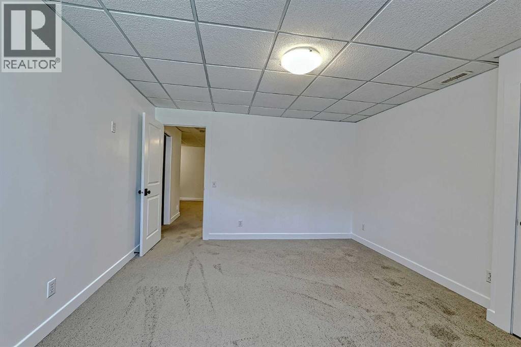 179 RAINBOW FALLS Drive — photo 38