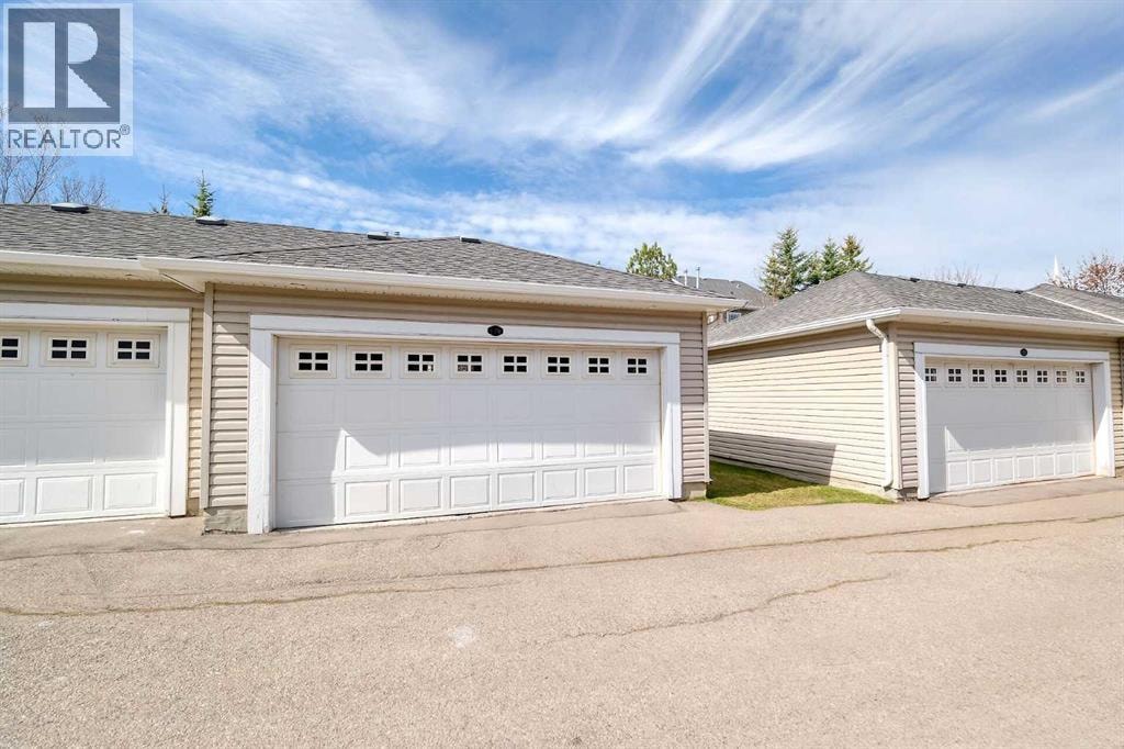 179 RAINBOW FALLS Drive — photo 48