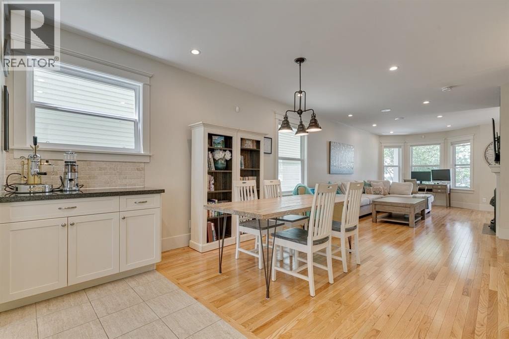609 23 Avenue SW — photo 12