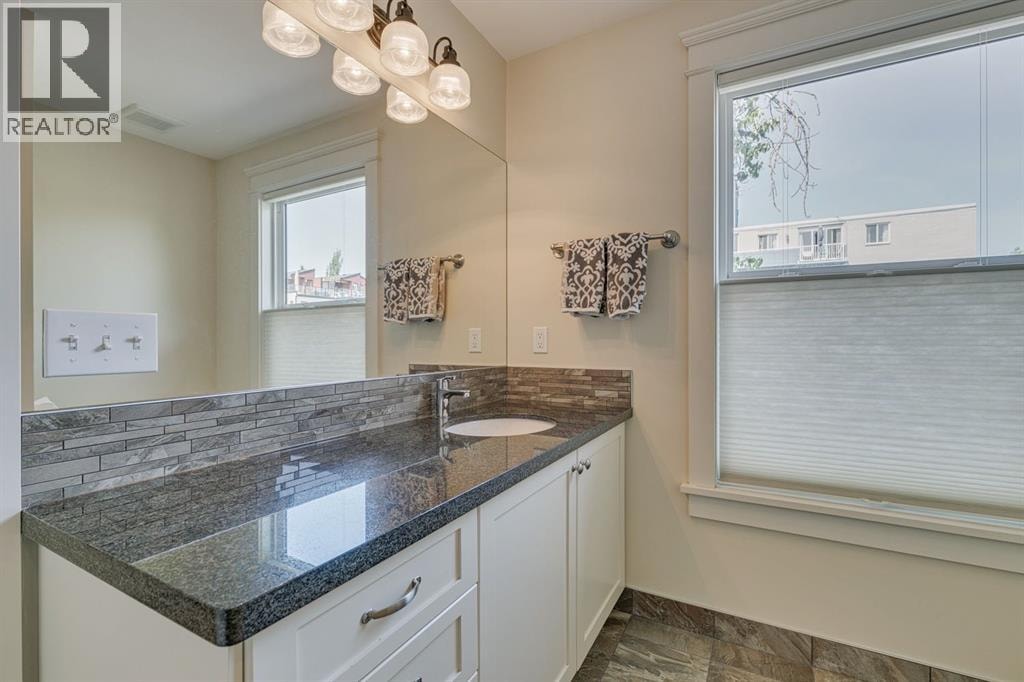 609 23 Avenue SW — photo 30
