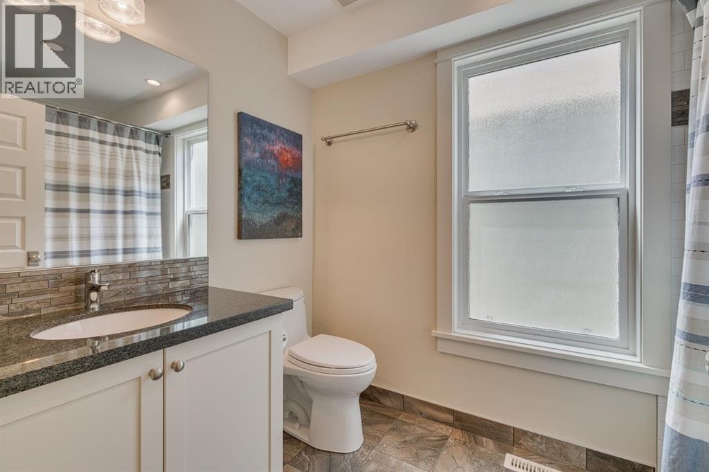 609 23 Avenue SW — photo 37