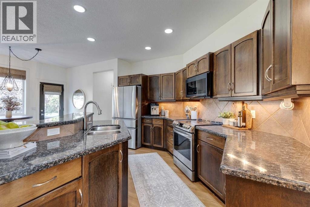 107 Aspen Stone Crescent SW — photo 16