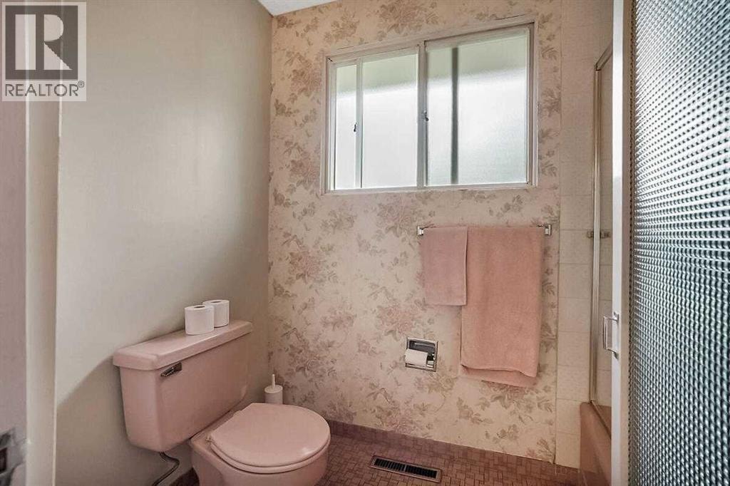 3415 Utah Crescent NW — photo 19