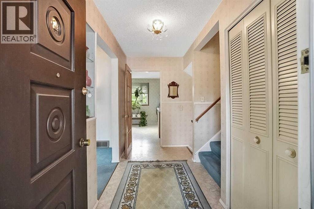 3415 Utah Crescent NW — photo 6
