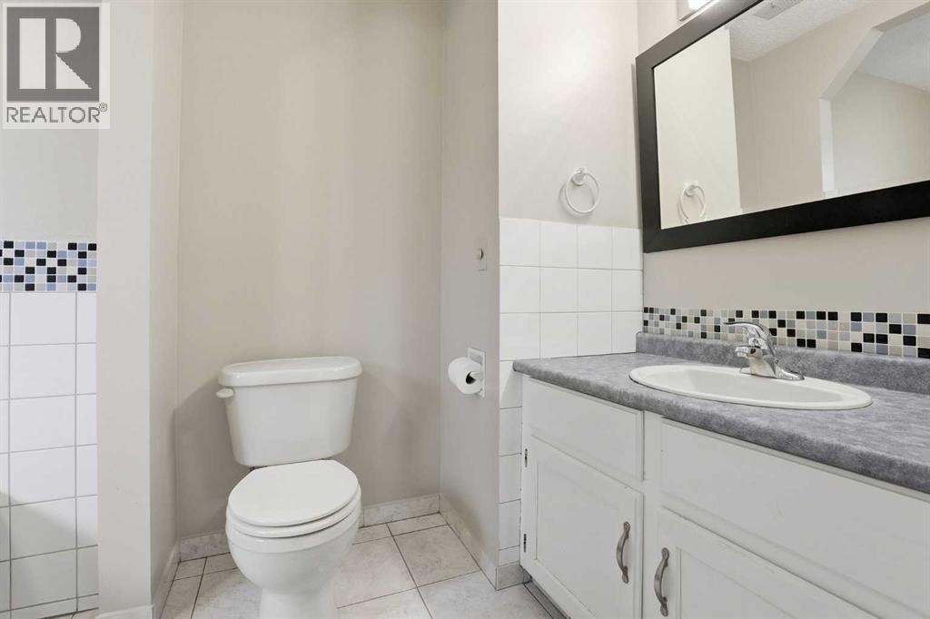 471 Berkley Crescent NW — photo 34