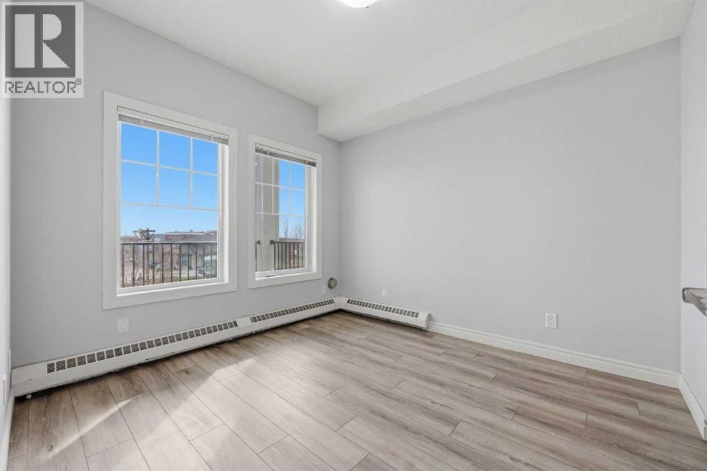 322, 60 Royal Oak Plaza NW — photo 20