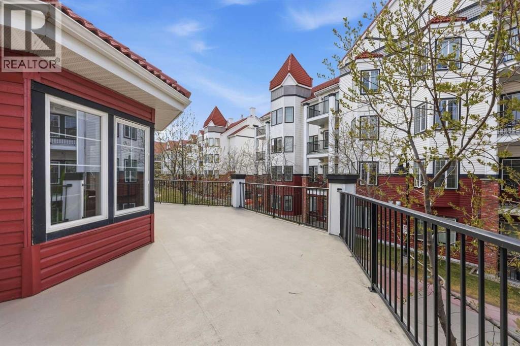 322, 60 Royal Oak Plaza NW — photo 34