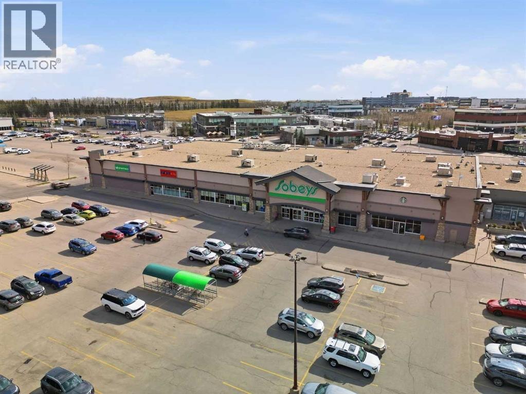 322, 60 Royal Oak Plaza NW — photo 40