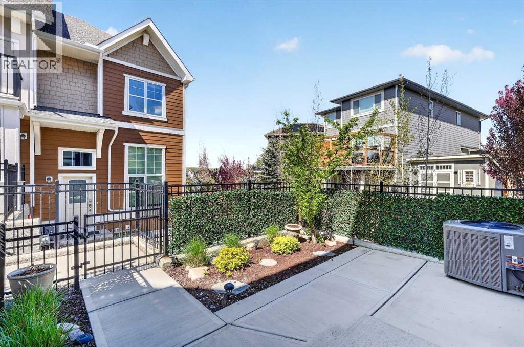 814 Cranbrook Walk SE — photo 38