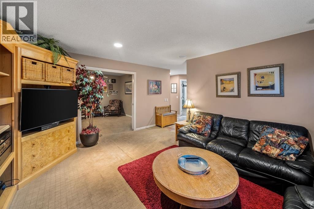 5011 Viceroy Drive NW — photo 31