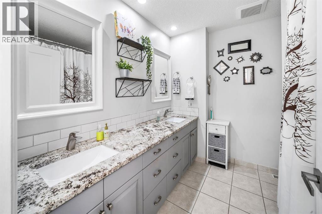 5011 Viceroy Drive NW — photo 17