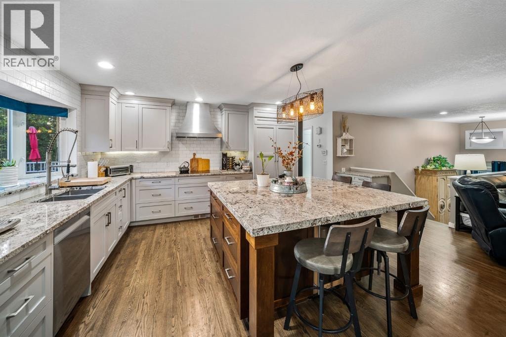 5011 Viceroy Drive NW — photo 8