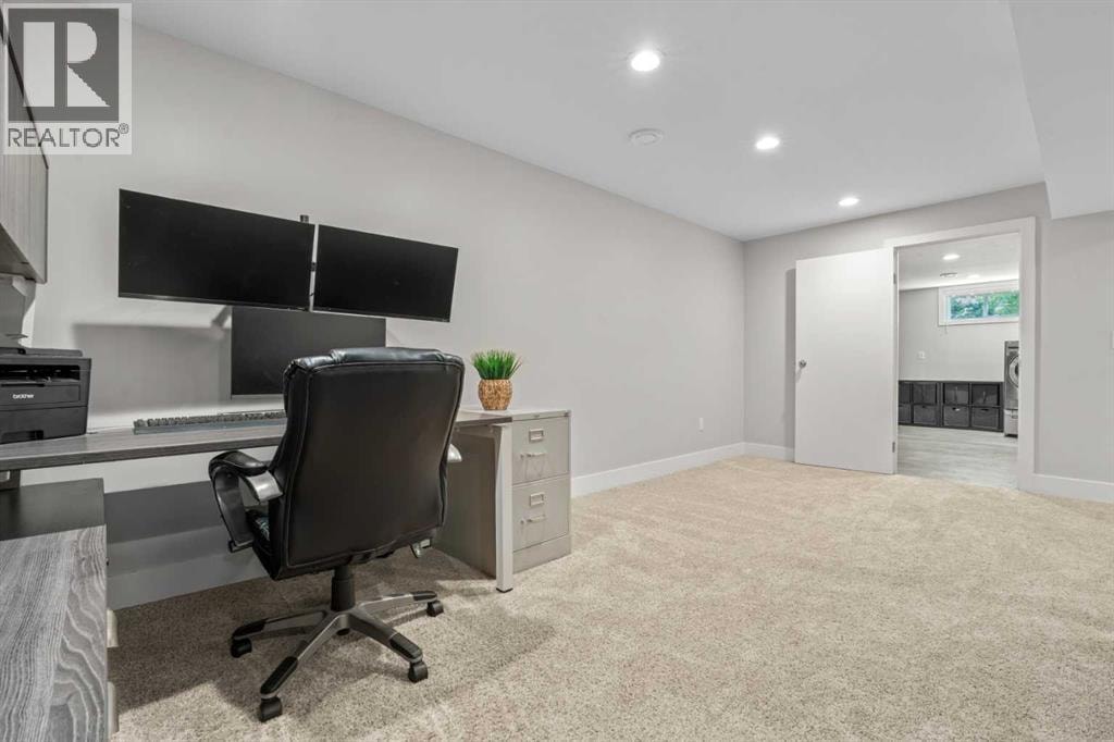 331 Midglen Place SE — photo 32