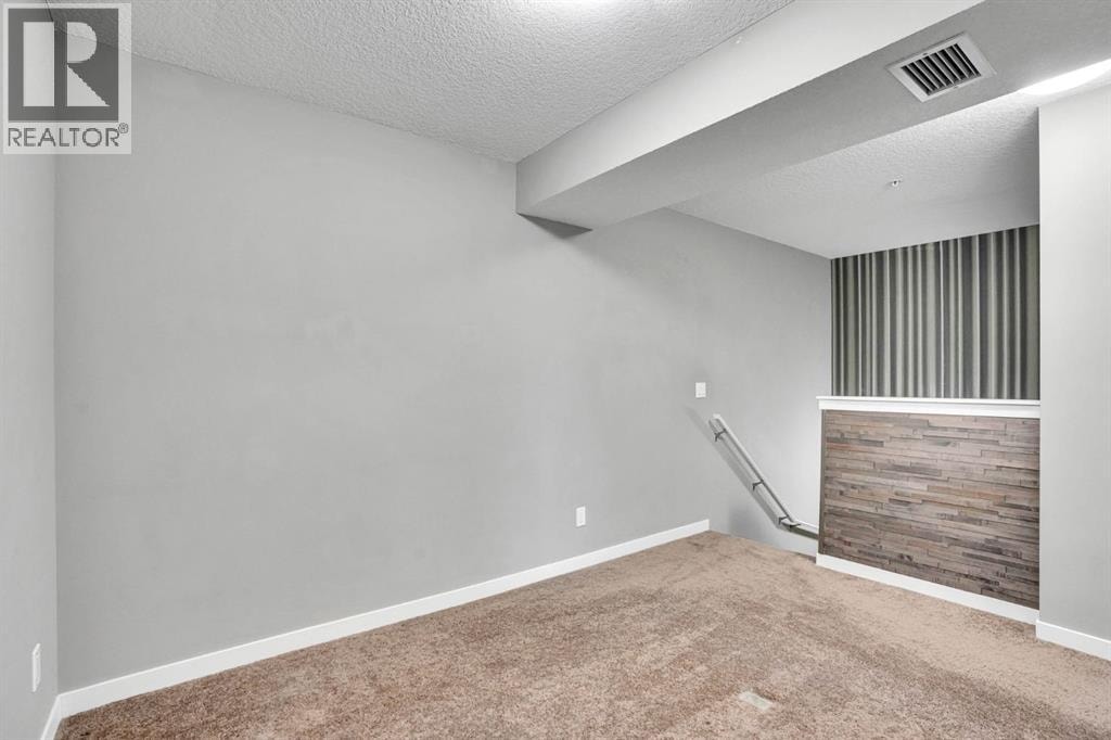 228, 10 Westpark Link SW — photo 21